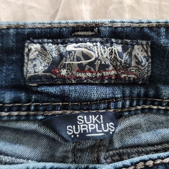 Silver Suki Surplus bootcut dark wash jeans womens size 32 30L - Picture 6 of 9